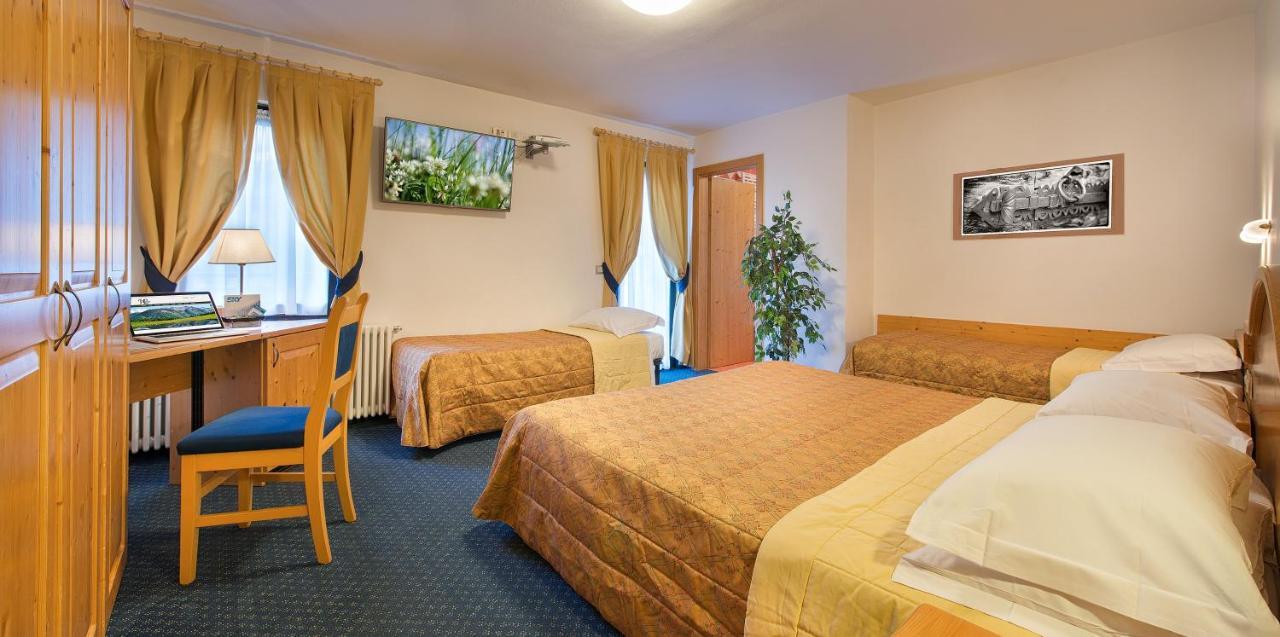 Hotel Cristallo Peio Exterior photo