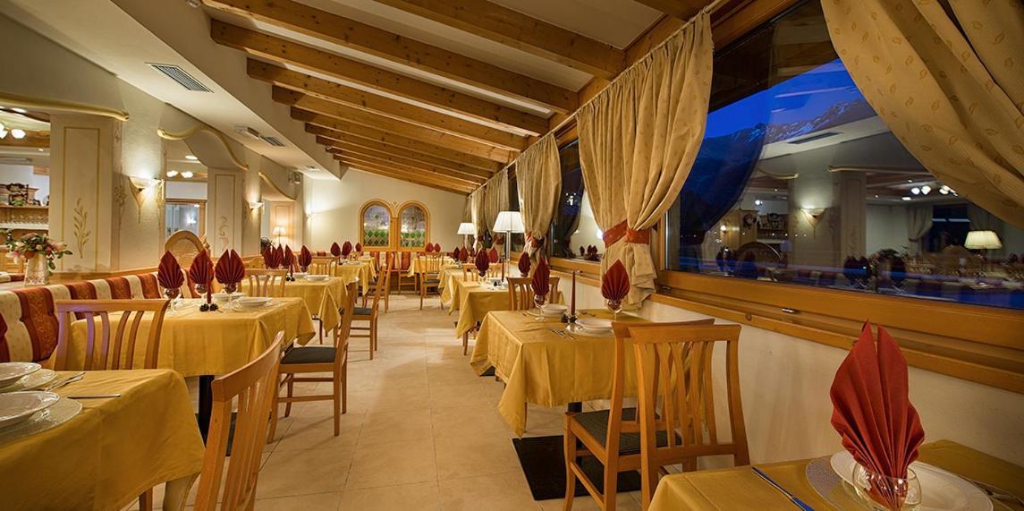 Hotel Cristallo Peio Exterior photo